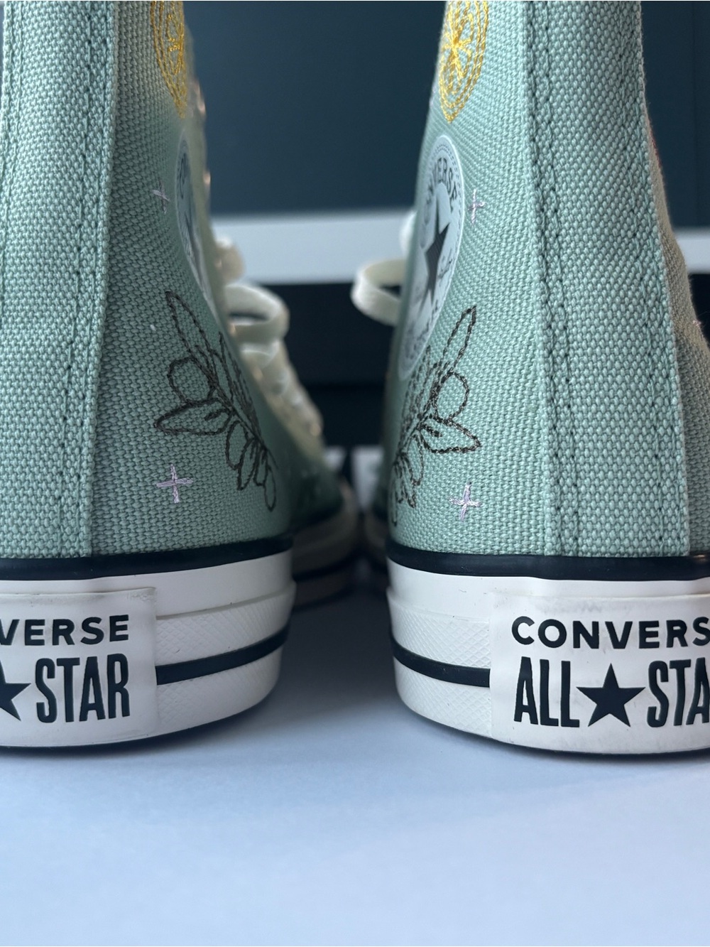 M7 W9 Converse Chuck Taylor All Star High Top - Market Essentials Thyme Again - Picture 3 of 6